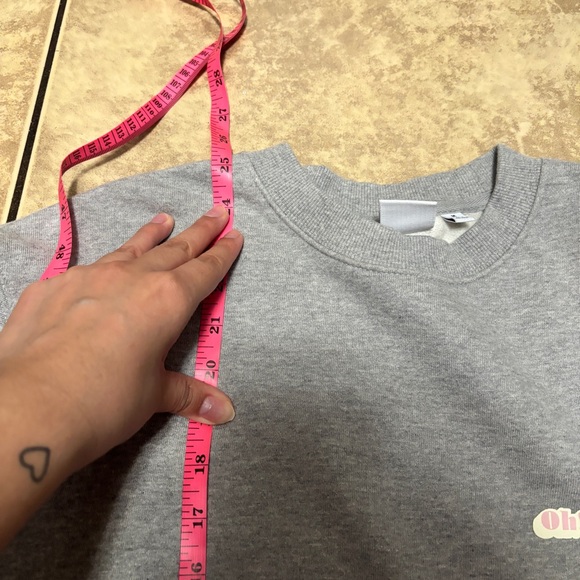 BTS Hybe Merch Boy With Luv Crewneck Size Medium - Picture 9 of 9